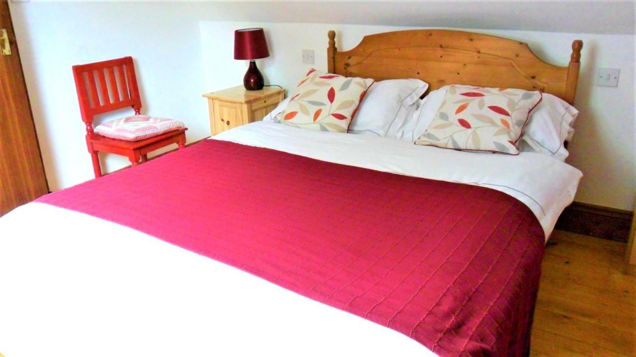 Croft Flat Apartment Kilgetty Bagian luar foto